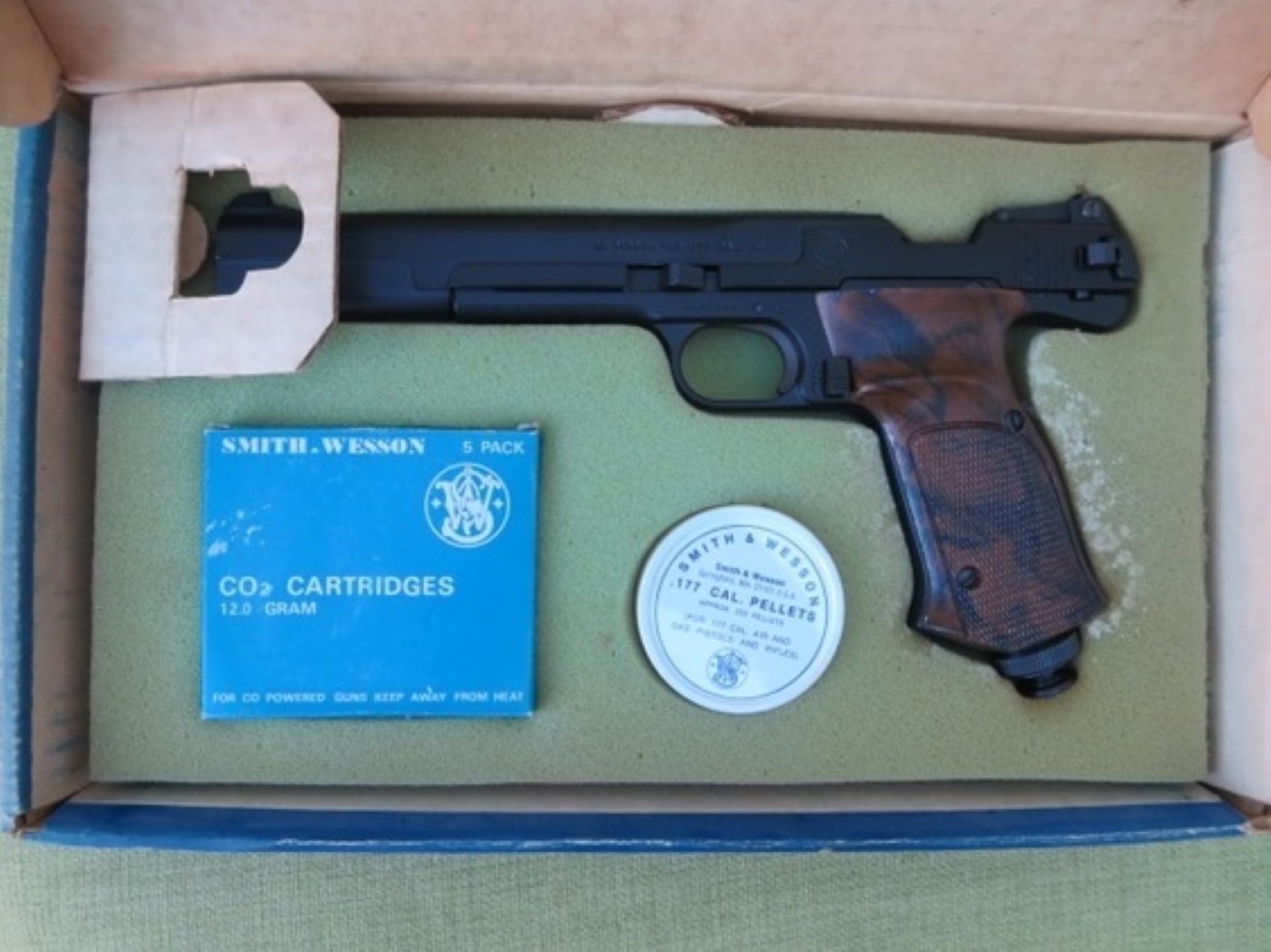 1975 era Details about   Vintage Smith & Wesson Model 78G .22 CAL CO2 Air Pistol 